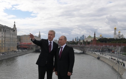 Владимир Путин поздравил Сергея Собянина с победой на выборах мэра Москвы