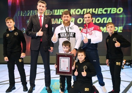 Кадыров присвоил пятилетнему чеченцу звание почётного гражданина республики
