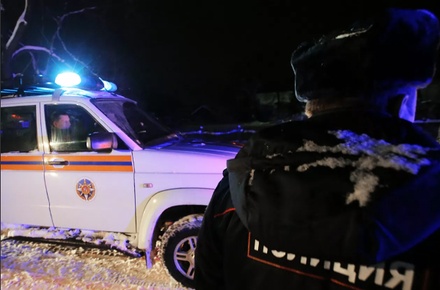 В СКР сообщили о смерти попавшей под лавину девочки в Мурманской области