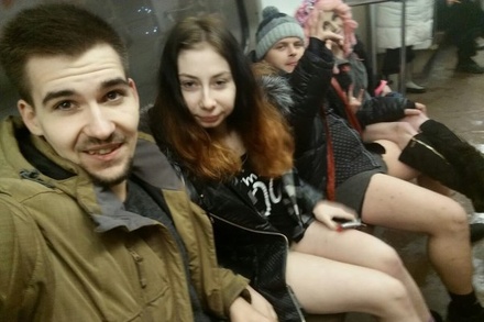 Московская полиция заинтересовалась флешмобом «В метро без штанов»
