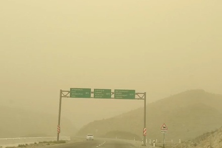 Пыльная буря накрыла несколько регионов Узбекистана