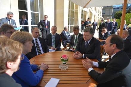 Песков раскрыл подробности переговоров лидеров стран «нормандской четвёрки»
