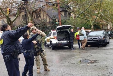 Власти Питтсбурга подтвердили гибель 11 человек при стрельбе в синагоге