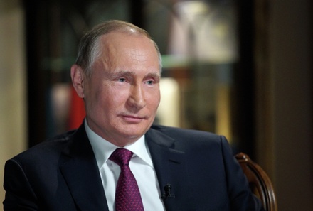 Путин назвал причиной гибели подлодки «Курск» плохое состояние ВС РФ