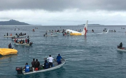 Один человек пропал без вести при аварийной посадке самолёта на воду в Микронезии