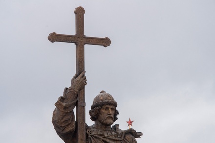 Памятник князю Владимиру признали лучшим в Москве за 2016 год