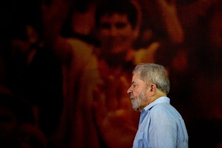 Бразильский судья отменил постановление об освобождении Лулы да Силвы