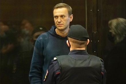 ФСИН просит суд отменить условный срок Алексею Навальному
