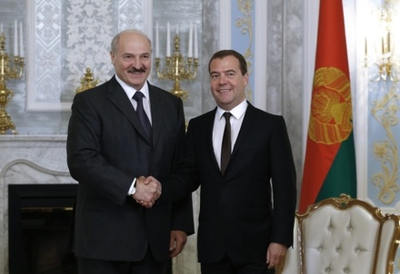 Угрозу Лукашенко Медведеву назвали «обычной истерикой с элементами шантажа»