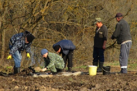 В Калужской области нашли массовое захоронение на месте нацистских расстрелов