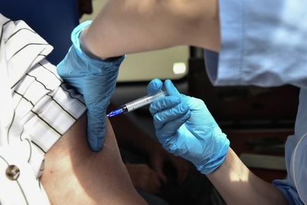 В НИИ им. Мечникова анонсировали появление большого количества отечественных вакцин