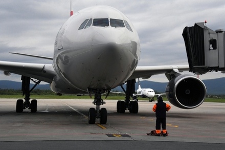 Россия возобновила авиасообщение с восемью странами