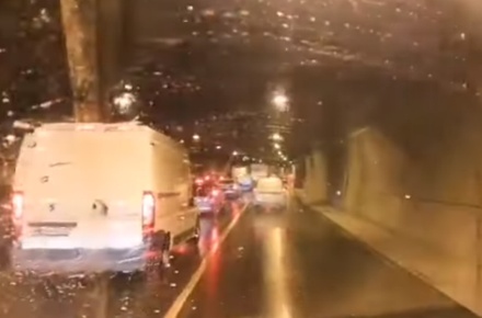 Появилось видео затопления Лефортовского тоннеля