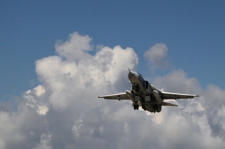 Российские самолёты нанесли авиаудары по 60 объектам ИГ в Сирии