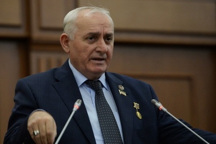 Парламент Чечни избрал спикером Шаида Жамалдаева