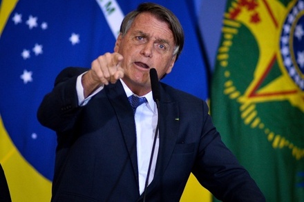 Бразильский лидер Жаир Болсонару поборется за второй срок