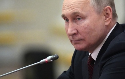 Путин подписал законы о правах участников добровольных пенсионных программ
