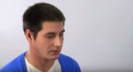 Рассказавший о пытках в Чечне российский гей решил скрываться