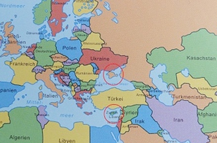 Немецкое издательство объяснило карту мира с российским Крымом