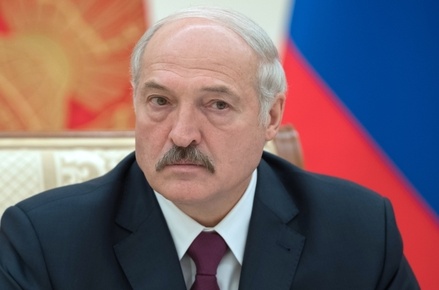 В Госдуме назвали примитивным наездом слова Лукашенко о варварском отношении России