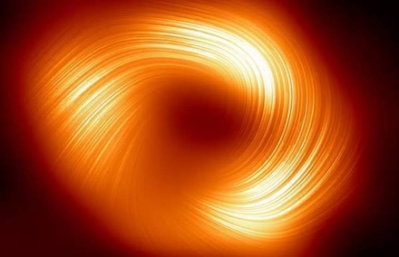 Учёные из Великобритании показали новое высококачественное изображение чёрной дыры