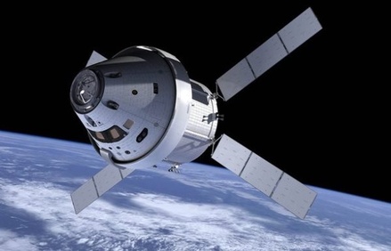 Космический корабль Orion вышел на высокую орбиту Земли